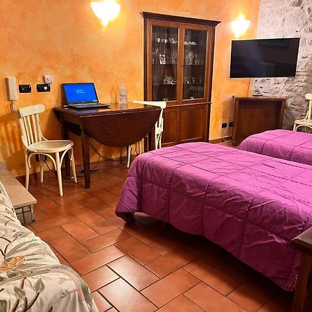 Albergo Diffuso Locanda Specchio Di Diana Немі Екстер'єр фото