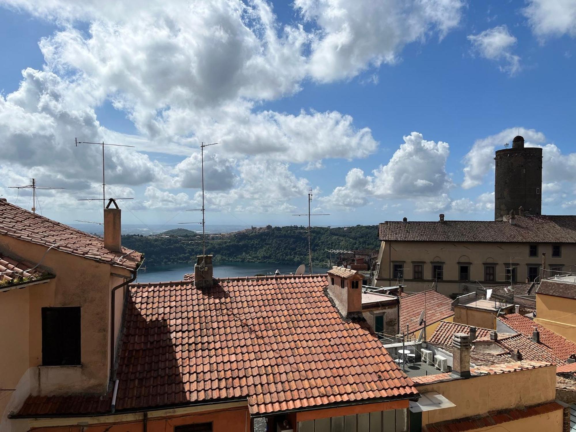 Albergo Diffuso Locanda Specchio Di Diana Немі Екстер'єр фото