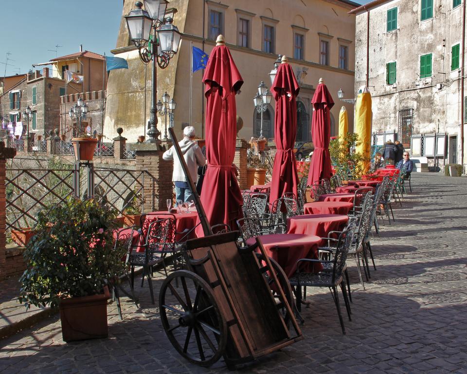 Albergo Diffuso Locanda Specchio Di Diana Немі Екстер'єр фото